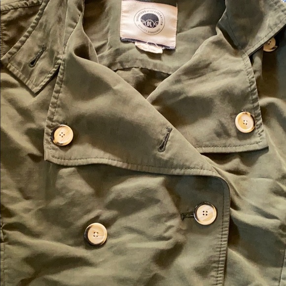 Anthropologie fitted green jacket! - Picture 2 of 10